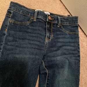 Old navy rockstar girls size 10 jeans.